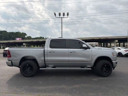 Used 2022 RAM 1500 Laramie AWD/4WD image 3