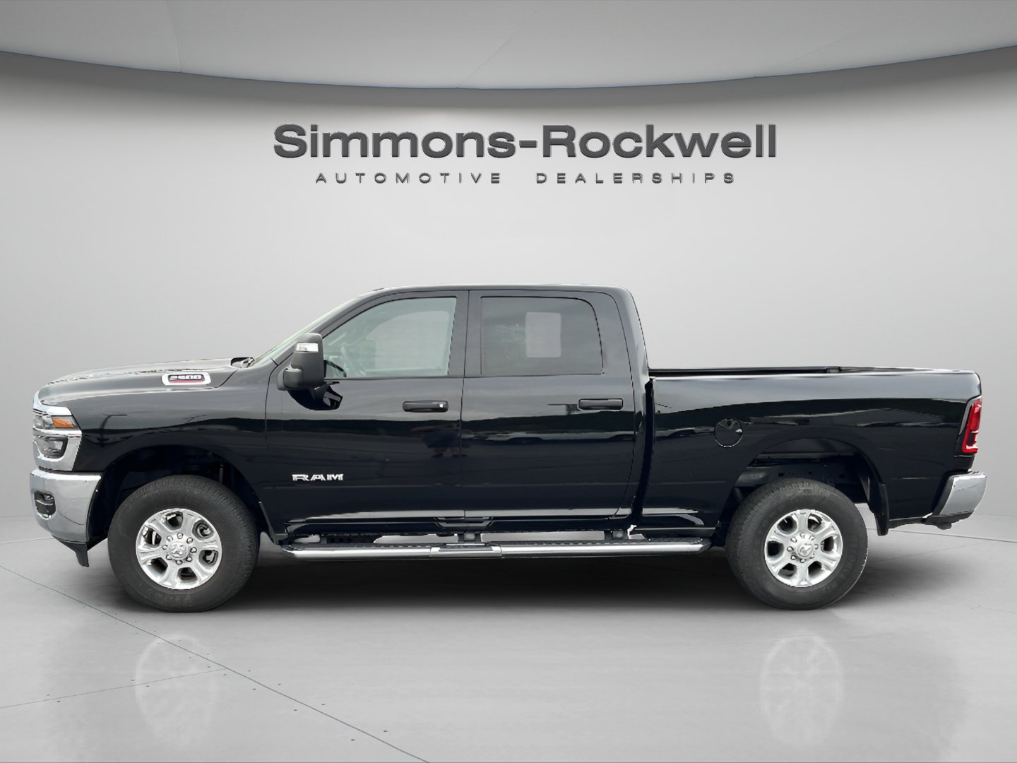 Used 2026 RAM 2500 Big Horn AWD/4WD image 2