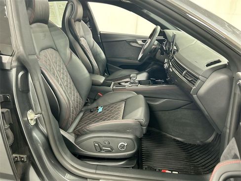 Used 2025 Audi S5 Premium Plus image 24
