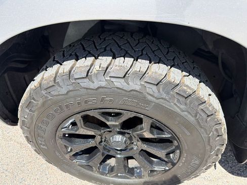 Used 2013 Toyota Sequoia Limited AWD/4WD image 22
