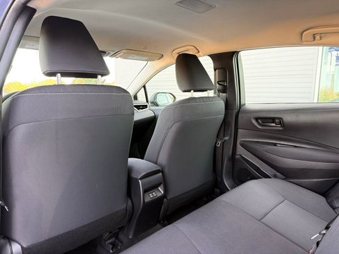 Used 2024 Toyota Corolla LE w/ LE Convenience Package image 20