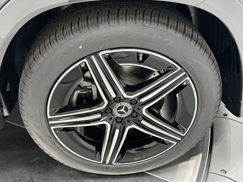 New 2026 Mercedes-Benz GLE 450 GLE 450 image 13