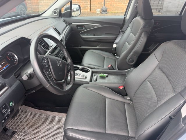 Certified 2023 Honda Ridgeline RTL image 5