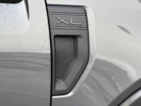 New 2026 Ford Maverick XL image 21