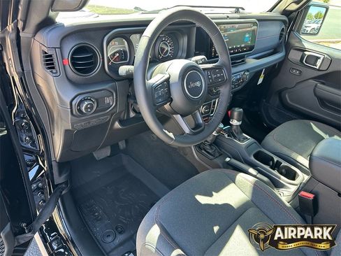 New 2025 Jeep Gladiator Rubicon w/ Safety Group image 15