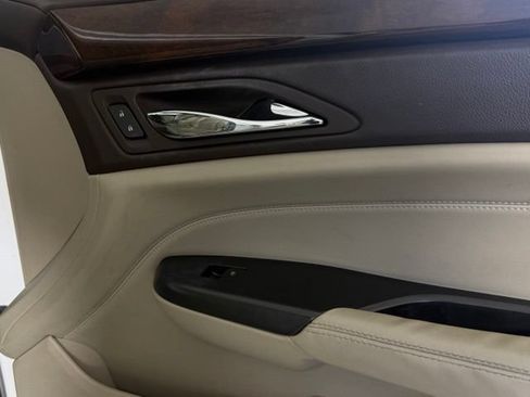 Used 2012 Cadillac SRX Luxury FWD image 27