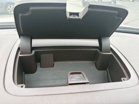 Used 2016 GMC Acadia Denali image 24