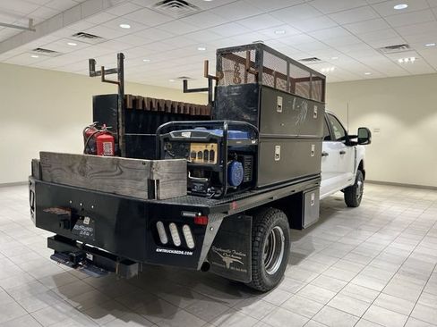 Used 2023 Ford F350 XL AWD/4WD image 5