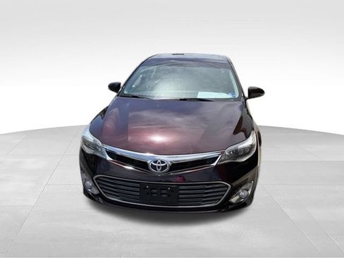 Used 2013 Toyota Avalon Limited FWD image 38