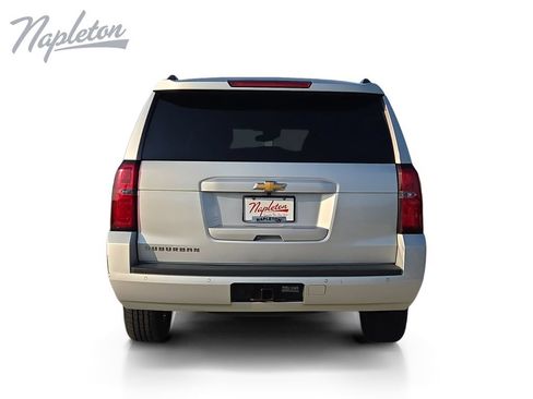 Used 2015 Chevrolet Suburban LT AWD/4WD image 4