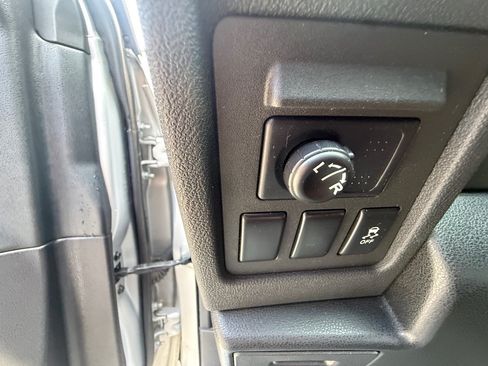 Used 2015 Nissan Rogue S w/ Convenience Package FWD image 15