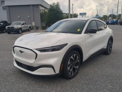 New 2026 Ford Mustang Mach-E Select RWD image 20