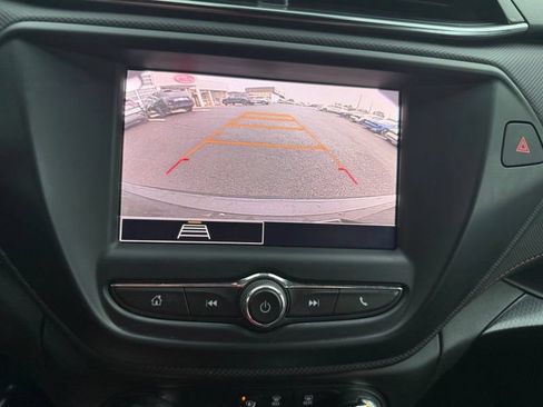 Used 2023 Chevrolet TrailBlazer RS AWD/4WD image 13