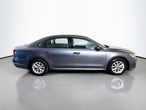 Used 2018 Volkswagen Passat 2.0T S w/ Driver Assistance Package image 11