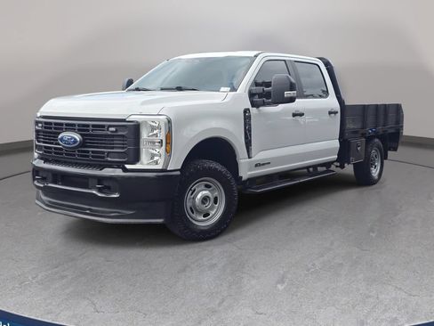 Used 2024 Ford F250 XL AWD/4WD image 1