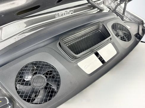 Certified 2018 Porsche 911 Carrera RWD image 27