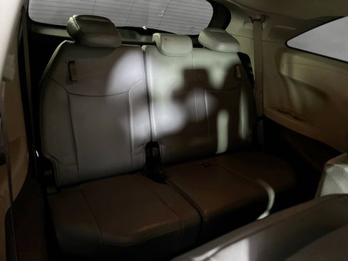 Used 2023 Toyota Sienna XLE image 28