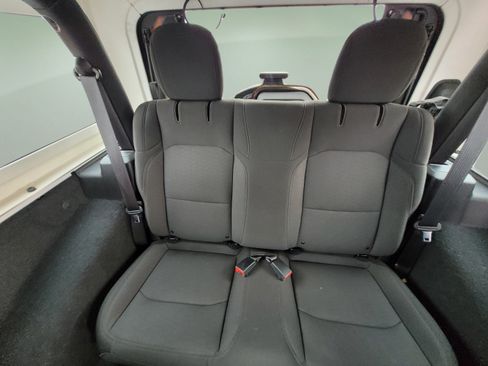 Used 2019 Jeep Wrangler Sport AWD/4WD image 17
