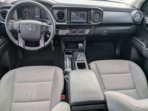Used 2022 Toyota Tacoma SR w/ SR Convenience Package RWD image 15