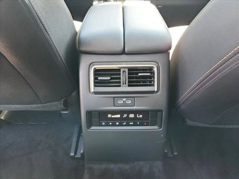 Used 2025 MAZDA CX-70 Plug-In Hybrid w/ Premium Pkg AWD/4WD image 24