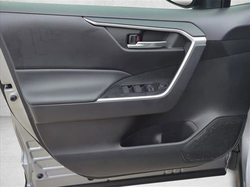 New 2025 Toyota RAV4 XLE image 10