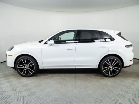 New 2026 Porsche Cayenne AWD/4WD image 2