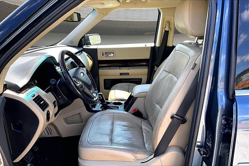 Used 2019 Ford Flex Limited w/ Equipment Group 301A FWD image 21