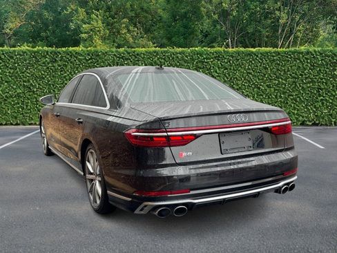 Used 2023 Audi S8 w/ S8 Executive Package image 4