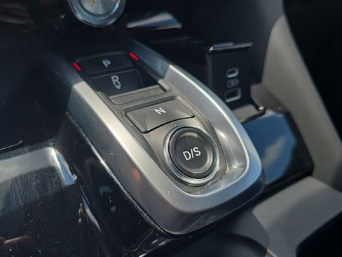 Used 2023 Acura MDX SH-AWD image 22