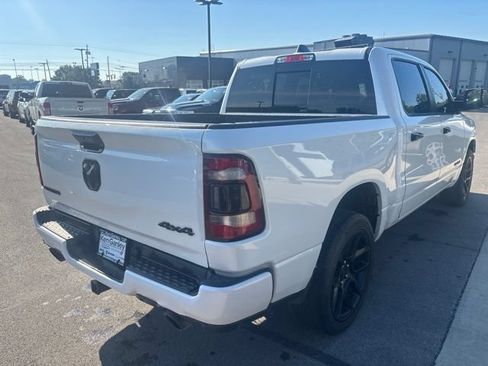 Used 2024 RAM 1500 Laramie AWD/4WD image 13