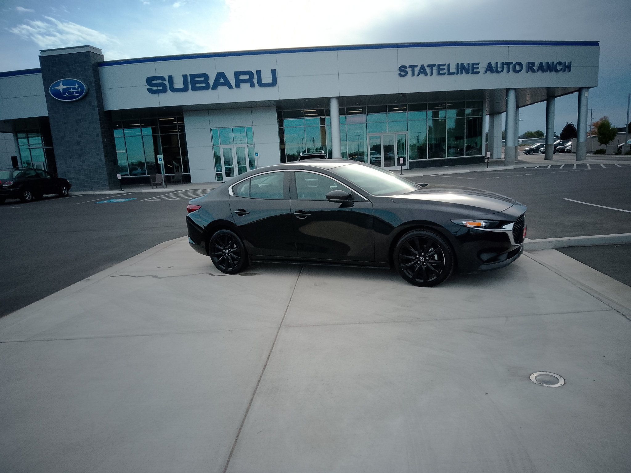 Used 2024 MAZDA MAZDA3 s FWD image 3