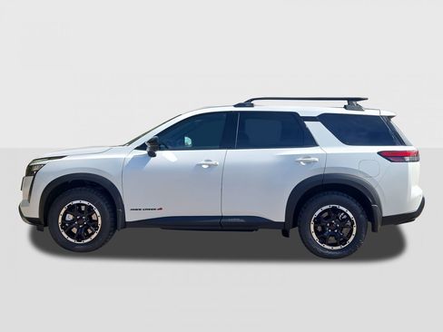 New 2026 Nissan Pathfinder Rock Creek image 8