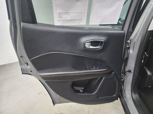 Used 2020 Jeep Compass Limited AWD/4WD image 22