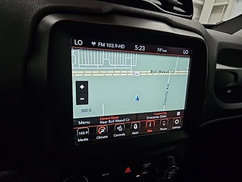 Used 2023 Jeep Renegade Trailhawk w/ Trailhawk Elite Group image 17