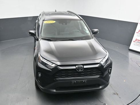 Used 2023 Toyota RAV4 XLE Premium image 25