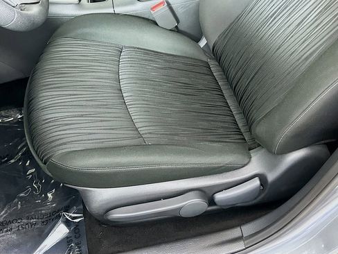 Used 2019 Nissan Sentra SV image 25
