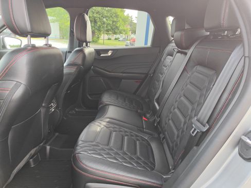 Used 2023 Ford Escape ST-Line Elite w/ Premium Technology Package AWD/4WD image 15