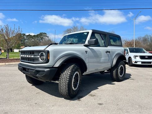 New 2026 Ford Bronco 2-Door w/ Sasquatch Package image 3