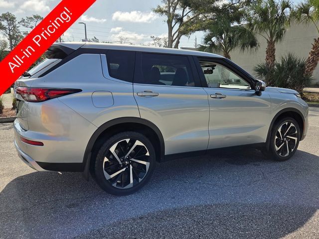 Used 2023 Mitsubishi Outlander SE FWD image 5