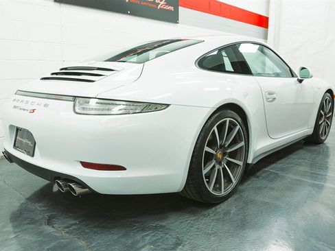 Used 2013 Porsche 911 Carrera 4S AWD/4WD image 24