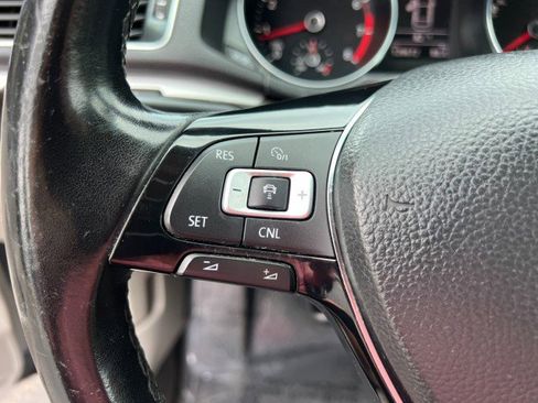 Used 2016 Volkswagen Passat 1.8T SE w/ Lighting Package (P06) image 24