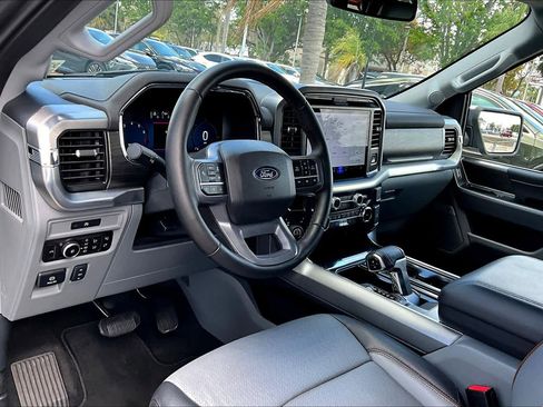 Used 2025 Ford F150 Lariat AWD/4WD image 30