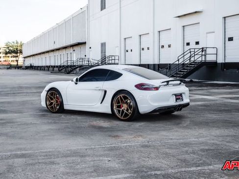 Used 2014 Porsche Cayman S image 40