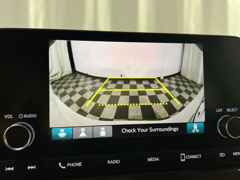 Used 2025 Honda Civic Sport image 26