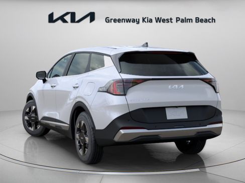 New 2026 Kia Sportage LX FWD image 5