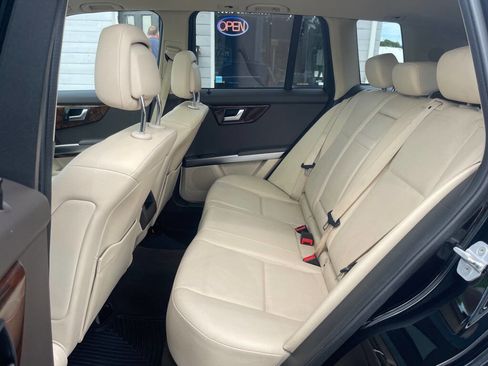 Used 2014 Mercedes-Benz GLK 350 4MATIC image 16