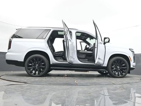 New 2026 Cadillac Escalade Platinum Sport w/ LPO, ONYX Package AWD/4WD image 71