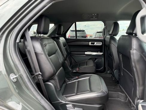 Certified 2023 Ford Explorer XLT w/ Equipment Group 202A AWD/4WD image 17