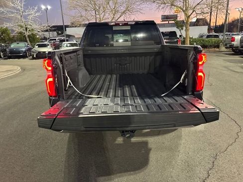 Used 2024 Chevrolet Silverado 1500 LTZ w/ LTZ Premium Package image 26