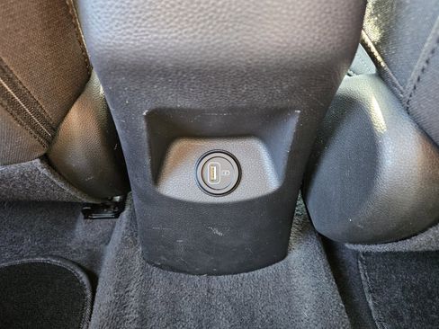 Used 2023 Kia Rio S image 11